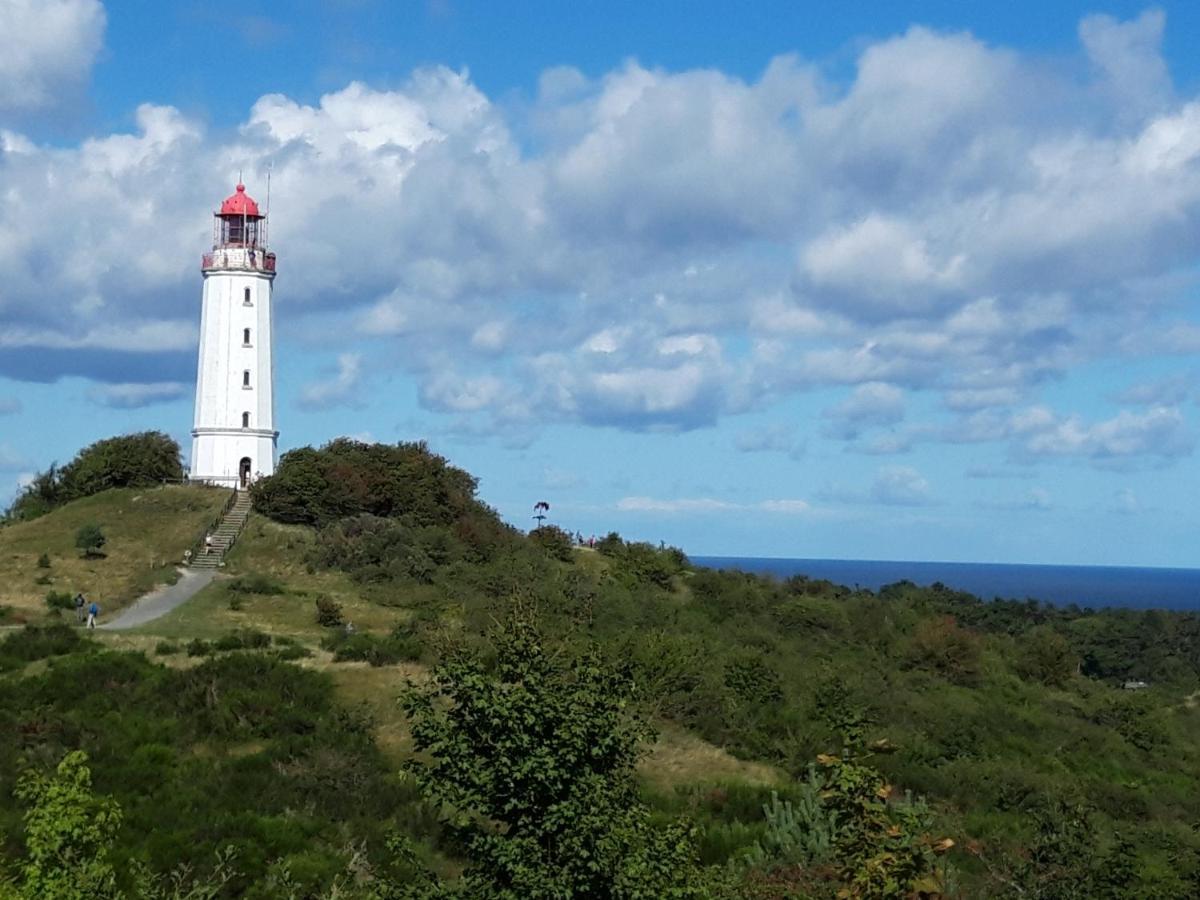 ベルゲン・アウフ・リューゲンUrlaub Auf Der Insel Ruegenアパートメント エクステリア 写真