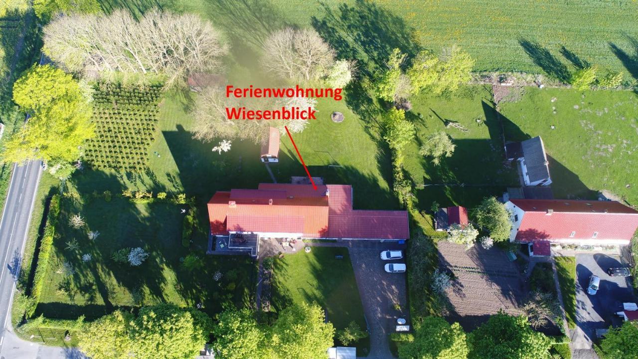 ベルゲン・アウフ・リューゲンUrlaub Auf Der Insel Ruegenアパートメント エクステリア 写真
